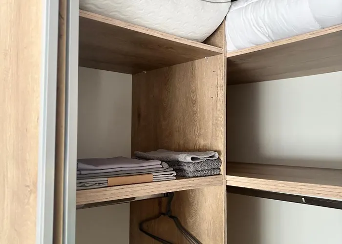 Qerret Sands Apartment Golem (Tirana)